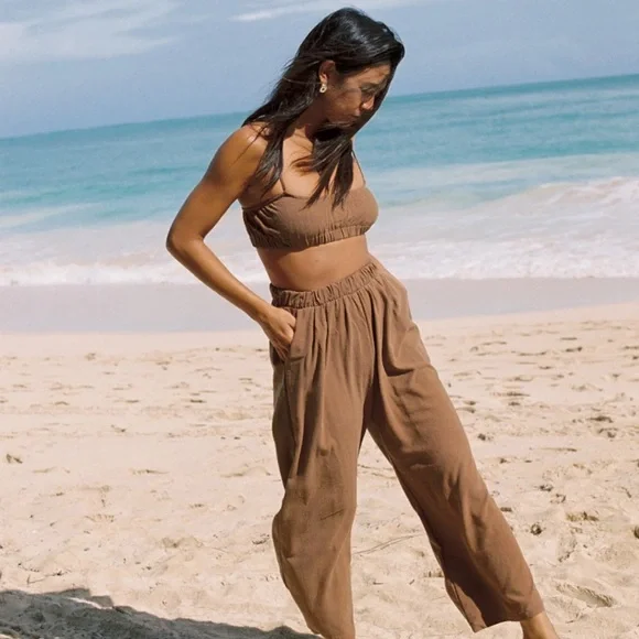 OZMA of California HOUSE TOP (Regen Silk Noil) in Laurel - Picture 9 of 10